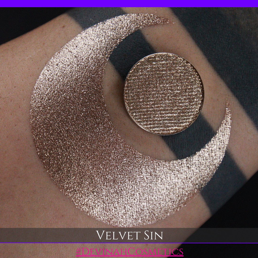 VELVET SIN Pressed Pigment