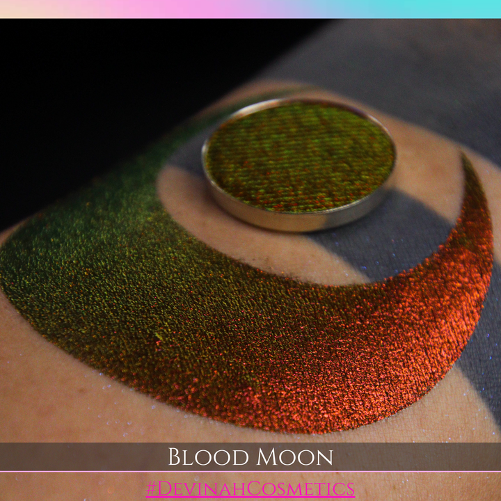 BLOOD MOON Pressed Pigment