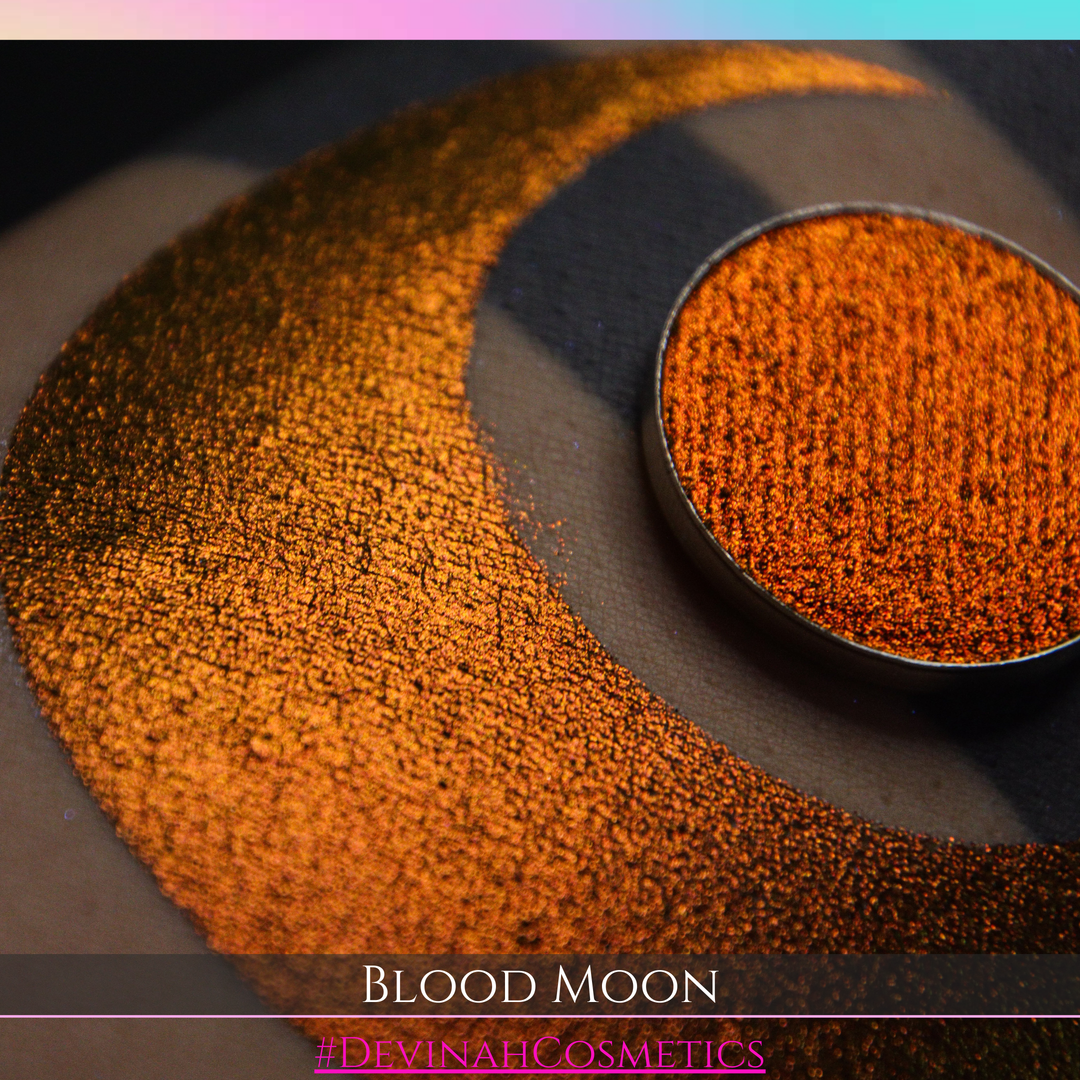 BLOOD MOON Pressed Pigment