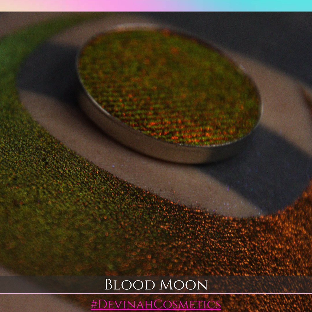 BLOOD MOON Pressed Pigment