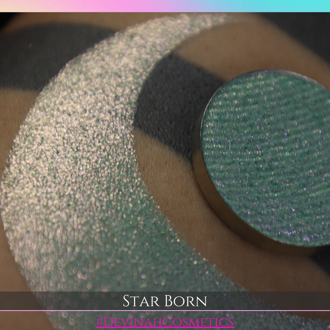 STAR BORN Pressed Pigment