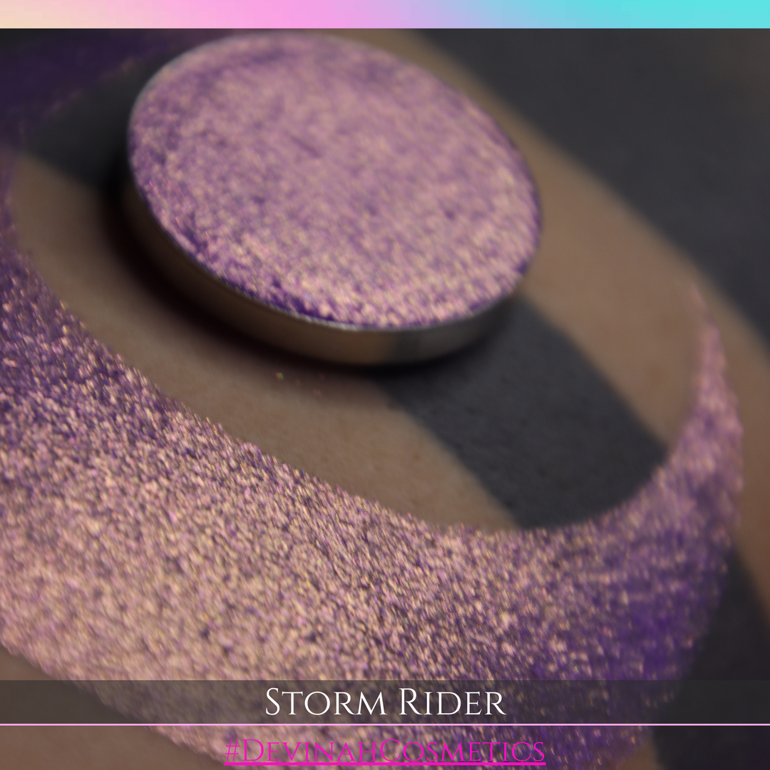 STORM RIDER Pressed Pigment