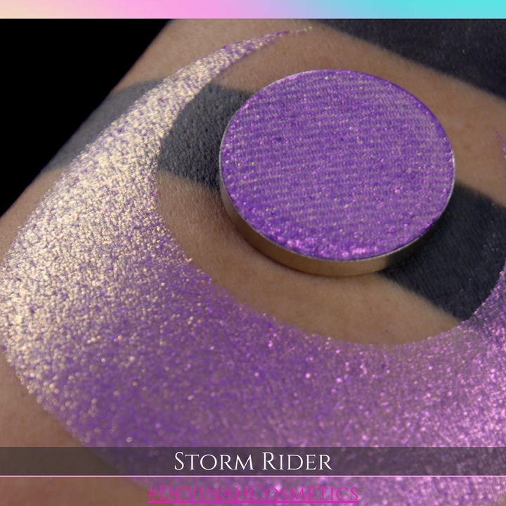 STORM RIDER Pressed Pigment